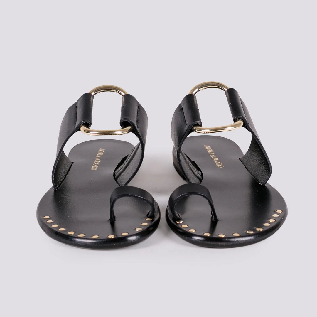 SANDALO CON APPLICAZIONE CERCHIO