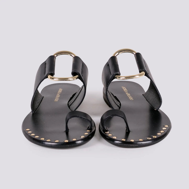 SANDALO CON APPLICAZIONE CERCHIO