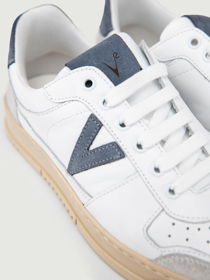 SNEAKER COLLEGE DETTAGLI JEANS