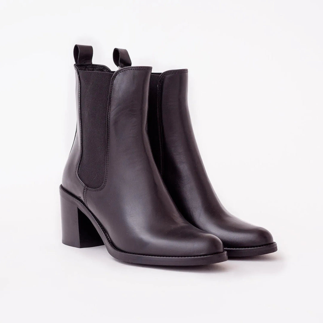 STIVALETTO BEATLES CON TACCO