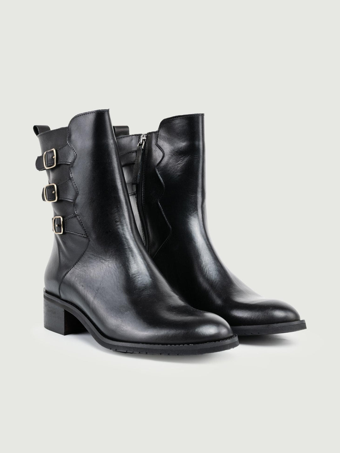 STIVALETTO CON TRIPLO CINTURINO IN PELLE NERO