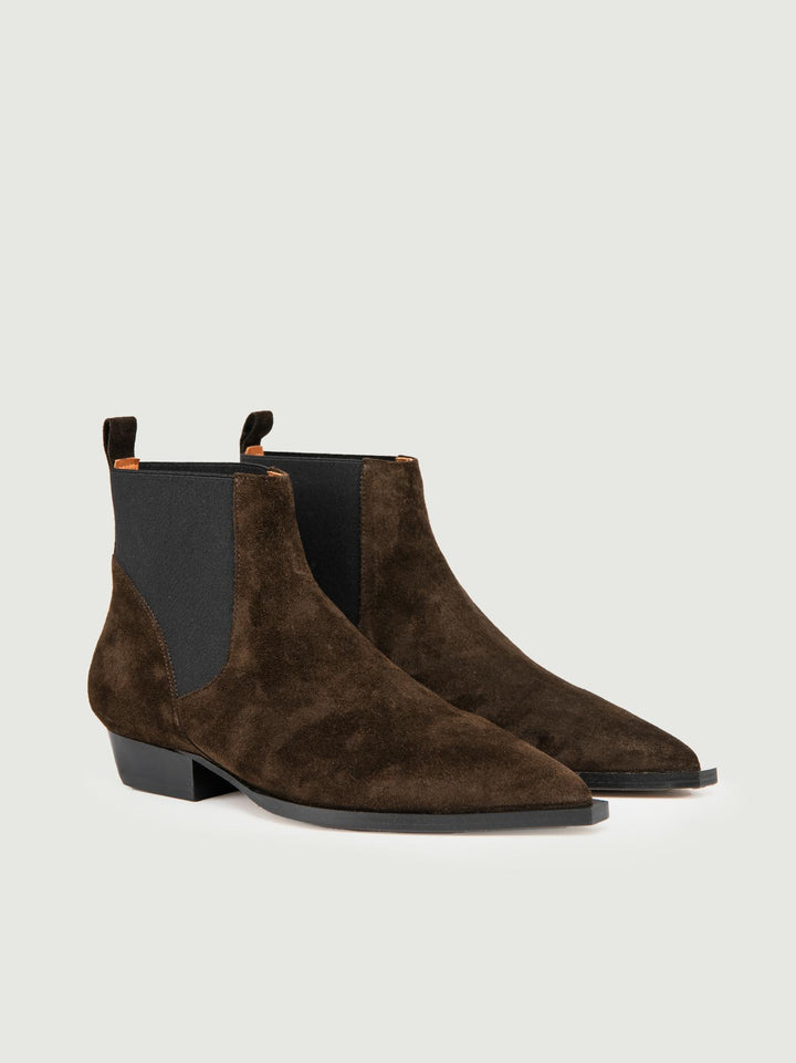 STIVALETTO IN CAMOSCIO CIOCCOLATO