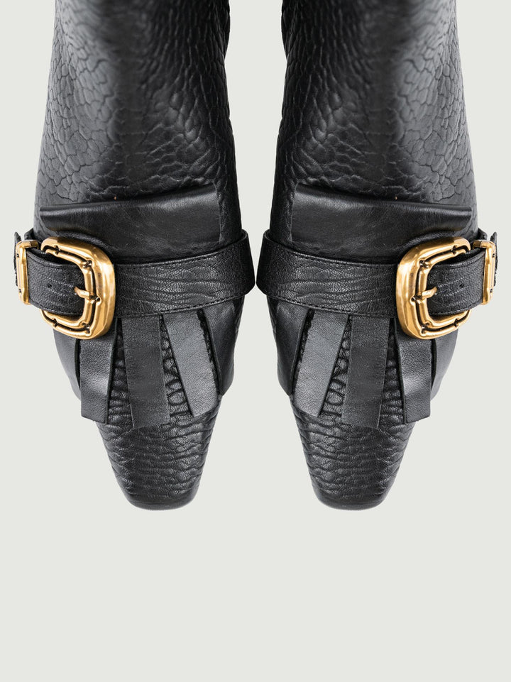 STIVALETTO IN PELLE MARTELLATA CON FRANGE NERO