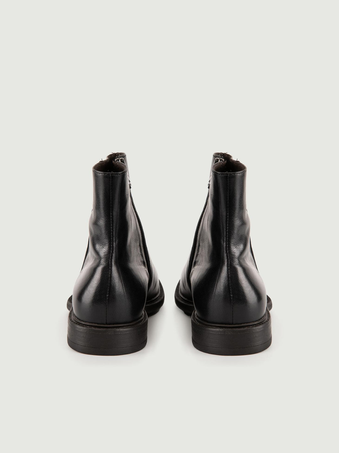 STIVALETTO IN PELLE NERA
