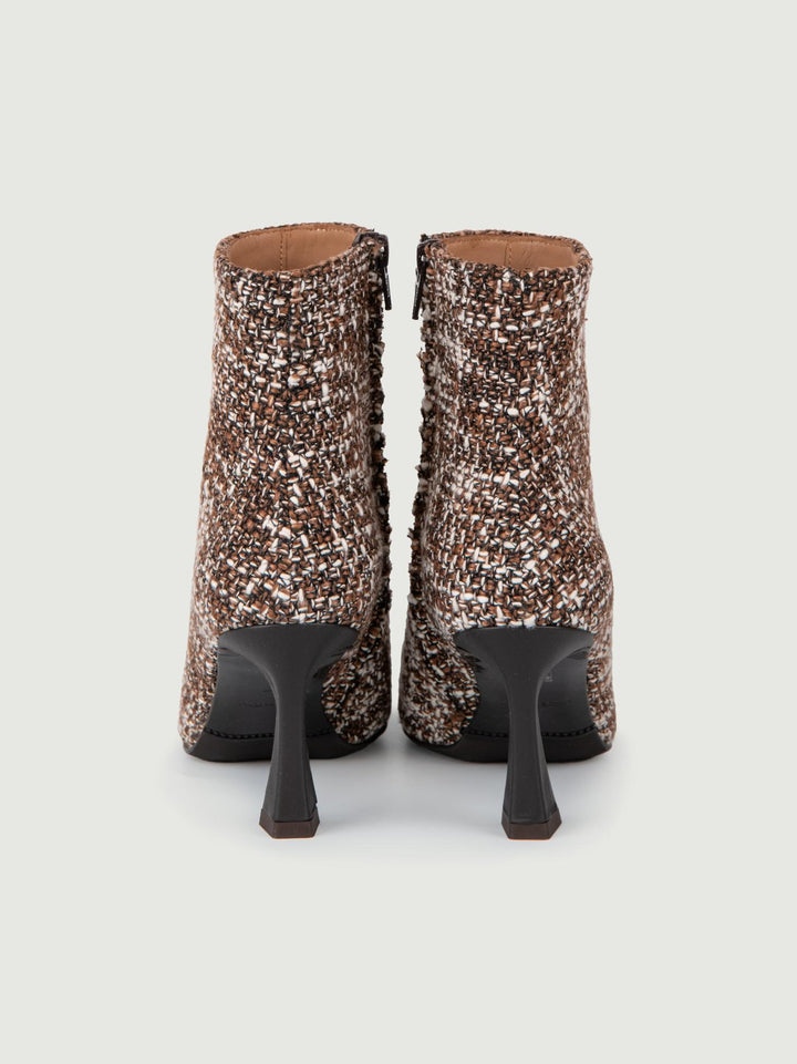 STIVALETTO IN TWEED MARRONE CON MORSETTO