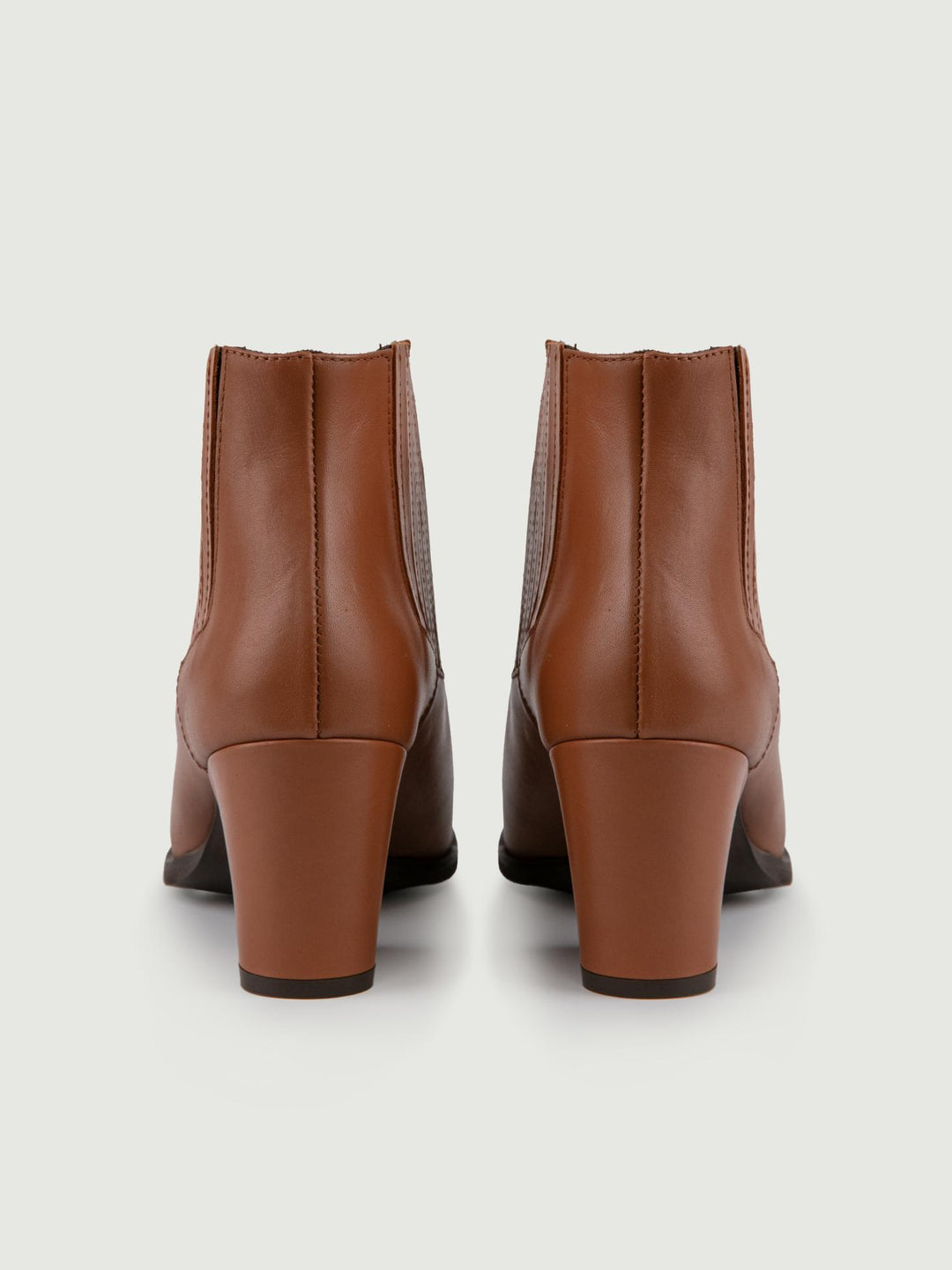 STIVALETTO TEXANO IN PELLE COLOR CUOIO CON SCOLLO