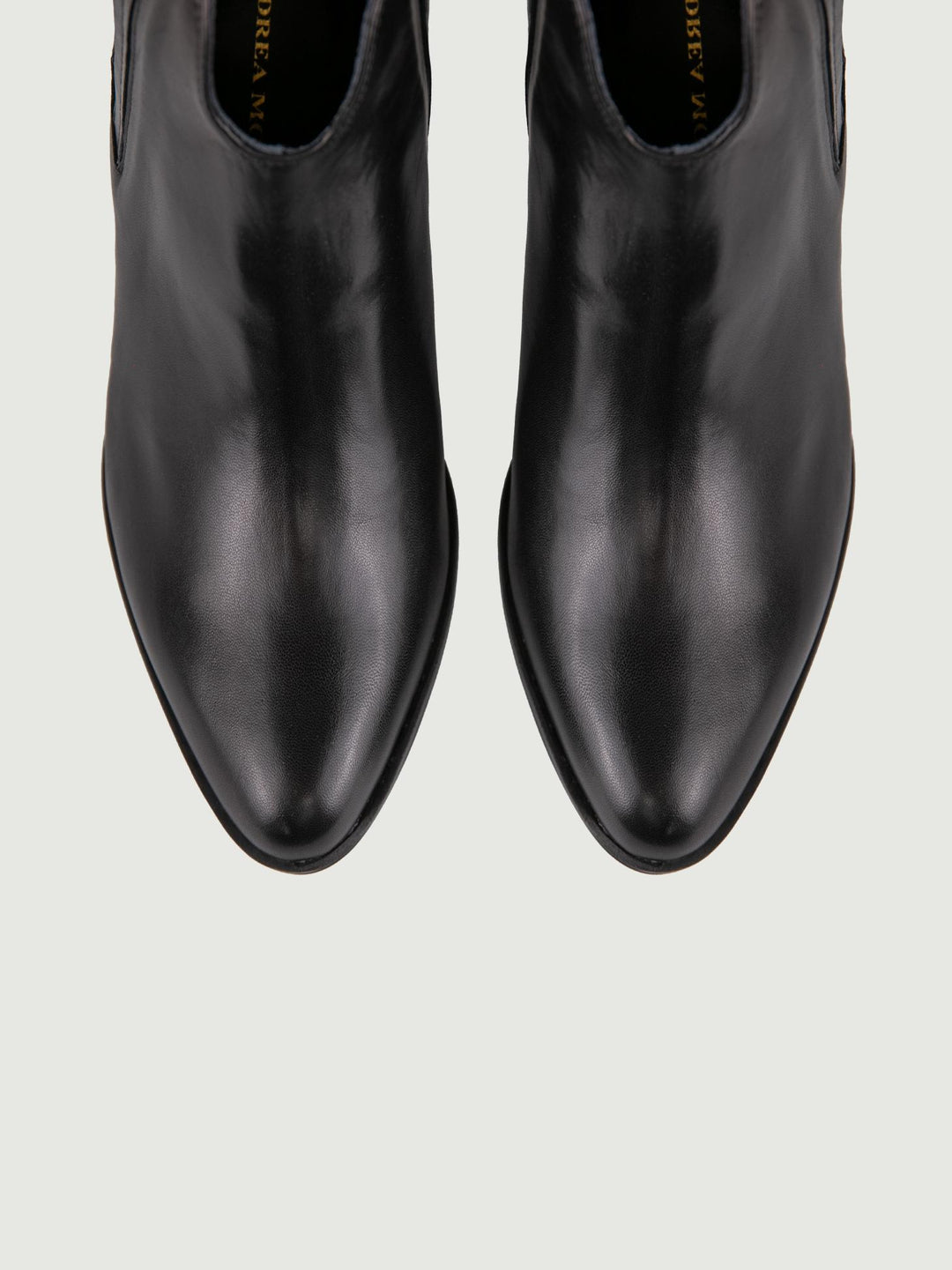 STIVALETTO TEXANO IN PELLE NERA CON SCOLLO