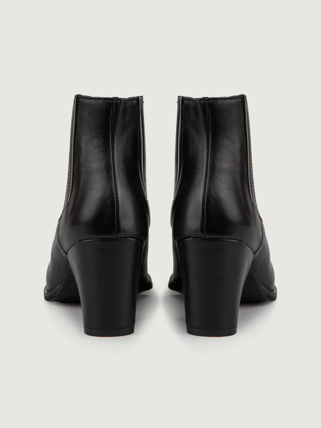 STIVALETTO TEXANO IN PELLE NERA CON SCOLLO
