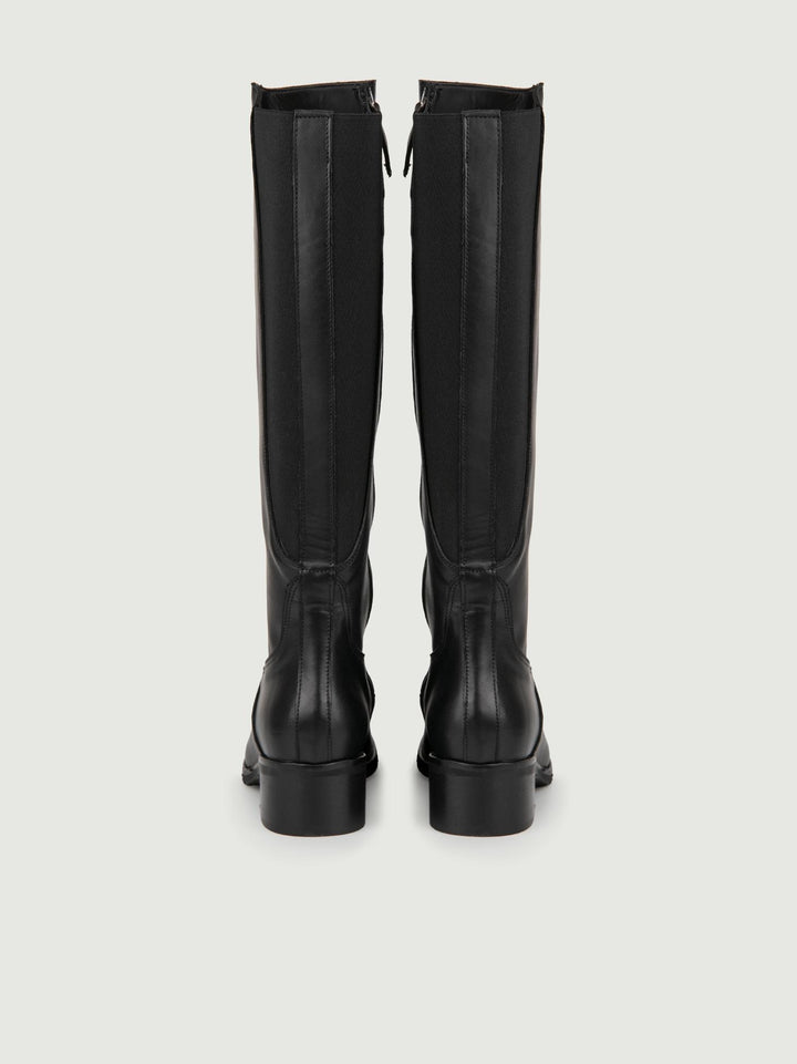 STIVALE ALTO IN PELLE NERA CON ELASTICO