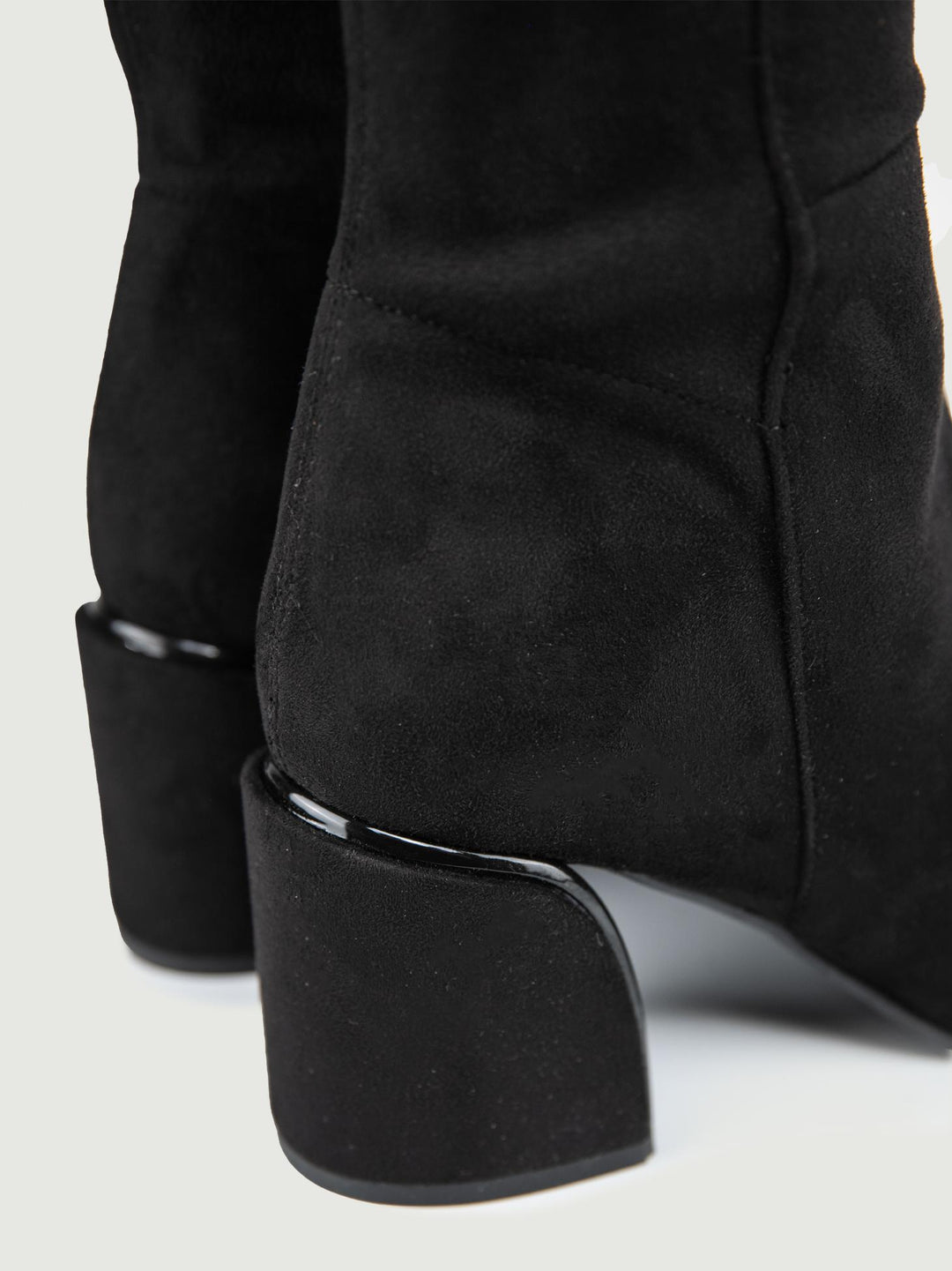 STIVALE IN ALCANTARA NERO