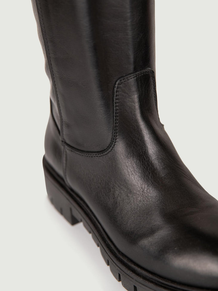 STIVALE IN PELLE NERO CON MAXI PARA