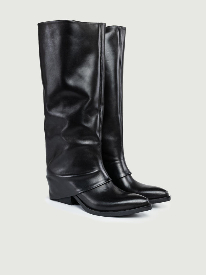 STIVALE IN PELLE NERO CON MAXI RISVOLTO