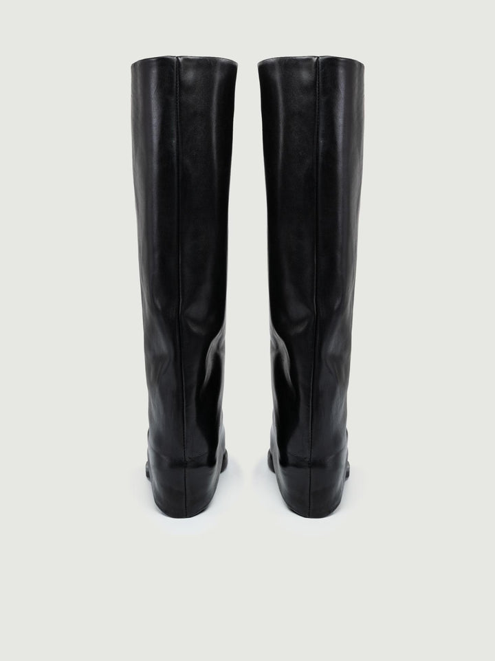 STIVALE IN PELLE NERO CON MAXI RISVOLTO