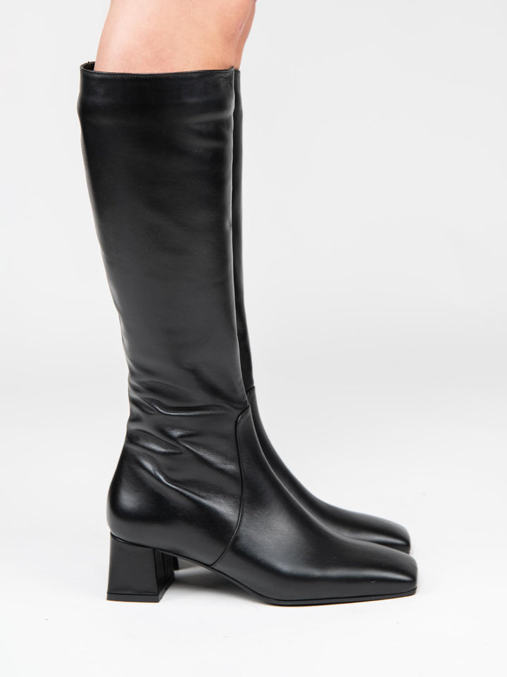 STIVALE IN PELLE NERO