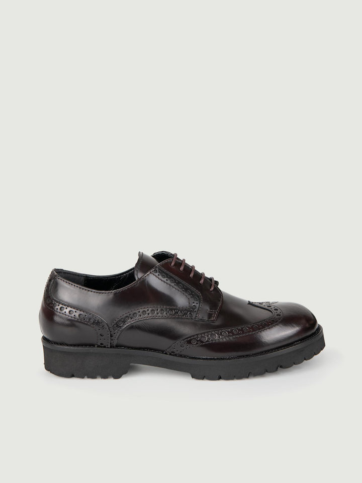 STRINGATA IN PELLE BORDEAUX CODA DI RONDINE