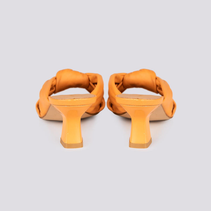 Sabot in pelle arancio con nodo