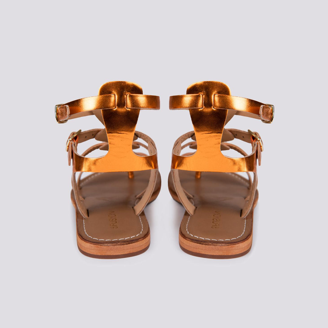 Sandalo gladiator in pelle laminata arancio