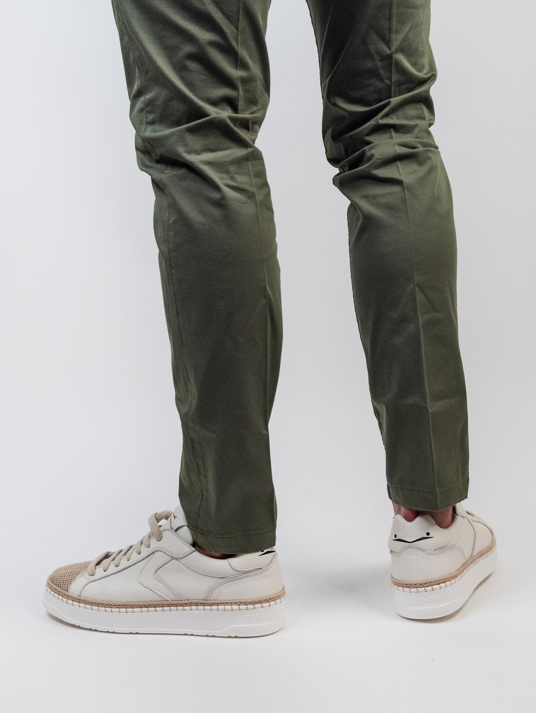 Sneakers in pelle con punta in rafia intrecciata Layton