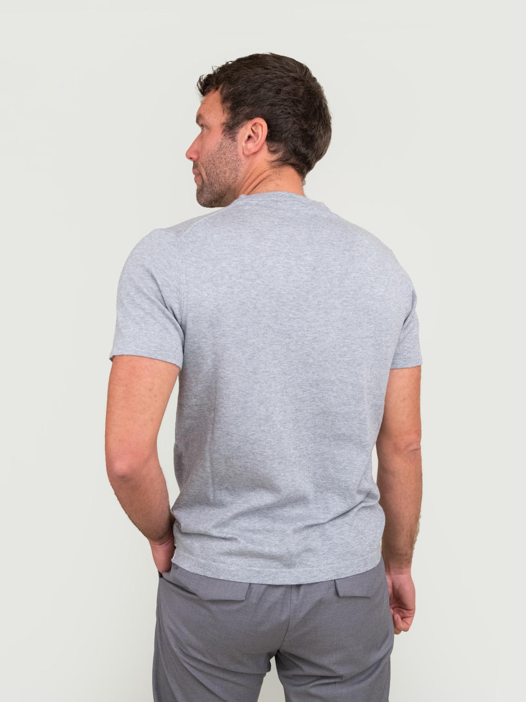 T-SHIRT GIROCOLLO IN MAGLIA DI COTONE GRIGIO