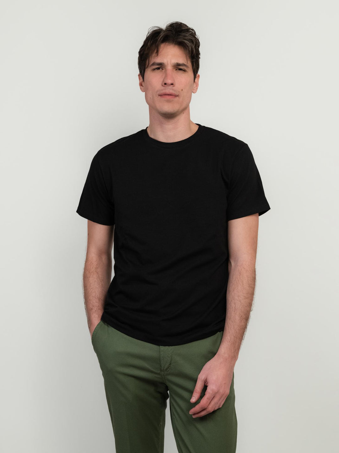 T-SHIRT GIROCOLLO NERA