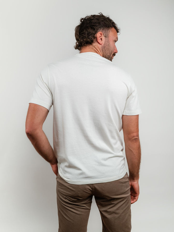 T-SHIRT IN JERSEY CON TASCHINO PANNA