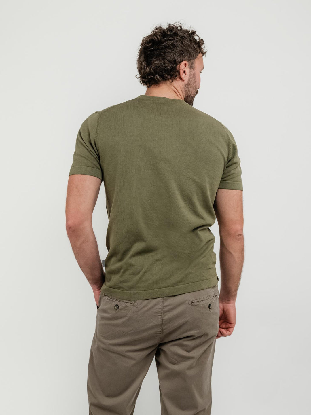 T-SHIRT IN MAGLINA DI COTONE VERDE MILITARE