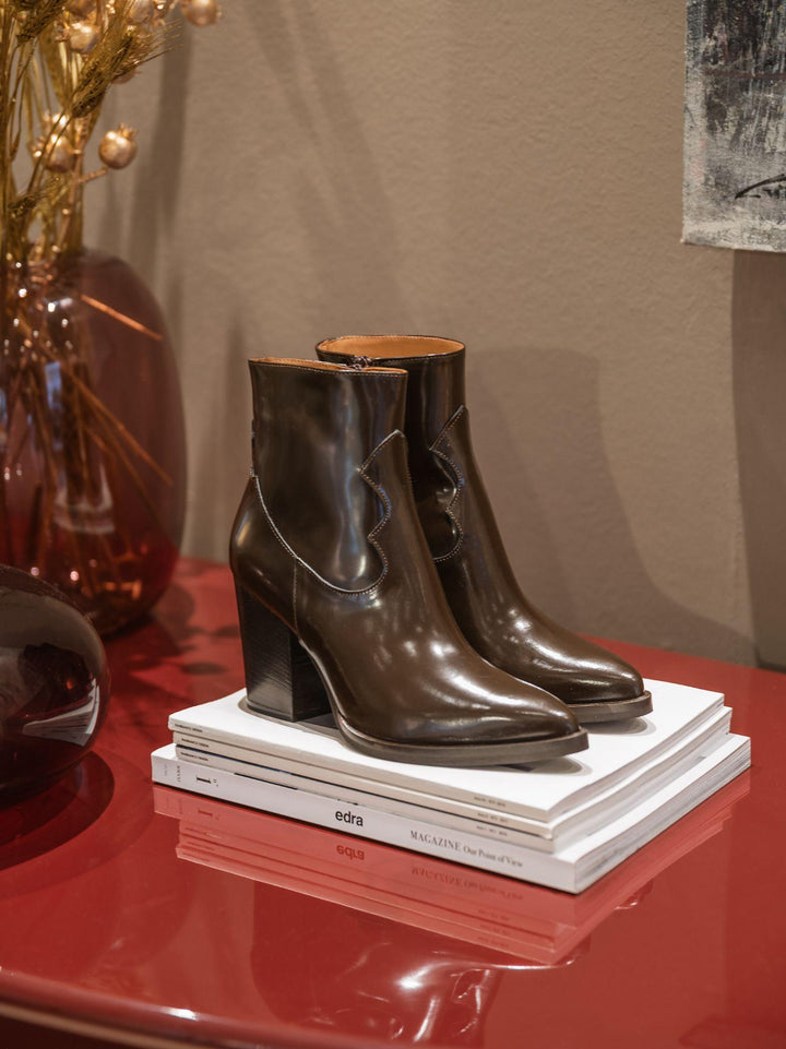 TRONCHETTO TEXANO IN PELLE MARRONE