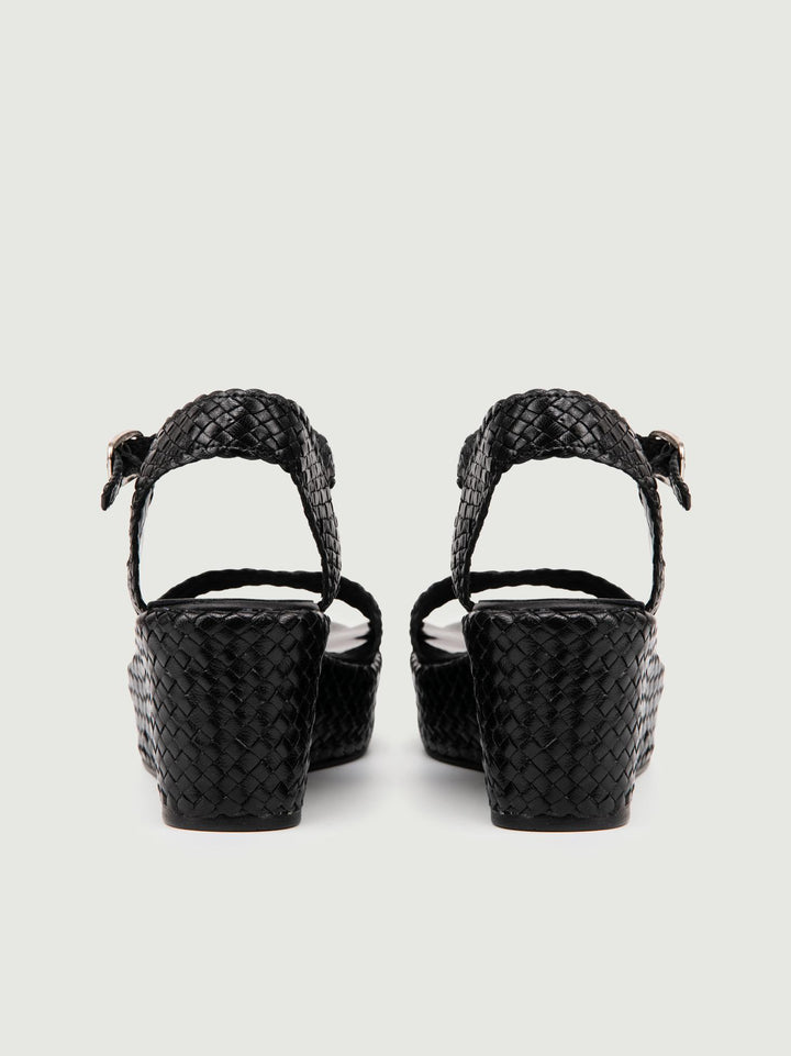 ZEPPA IN PELLE INTRECCIATA NERA