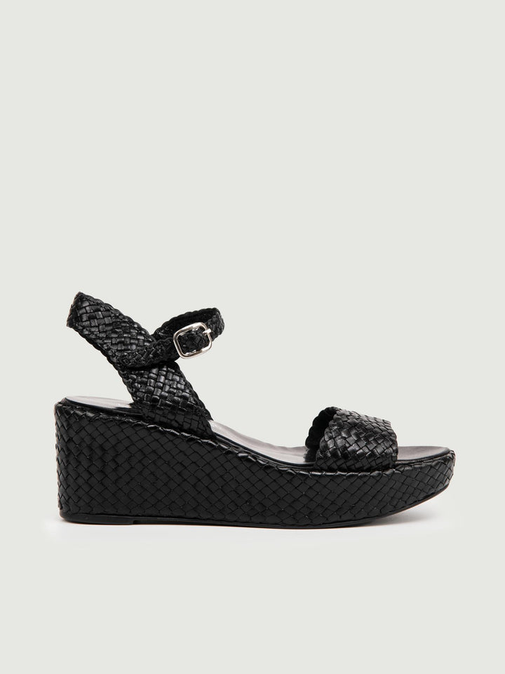 ZEPPA IN PELLE INTRECCIATA NERA