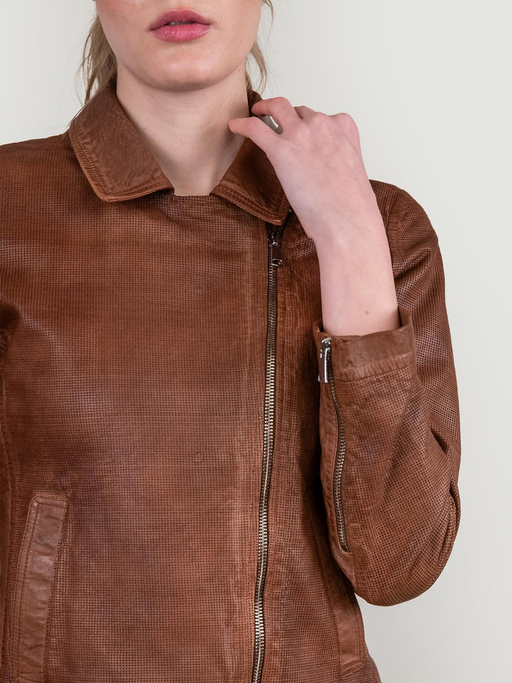 CHIODO IN PELLE TRAFORATA CUOIO ANTIGUA PERFO 05 JACK LEATHER 