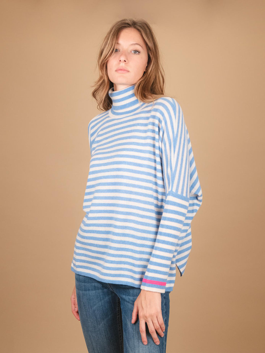 DOLCEVITA  OVERSIZE IN CASHMERE  A RIGHE AZZURRO JOANNA RIGHEAZZURRO ABSOLUT CASHMERE 