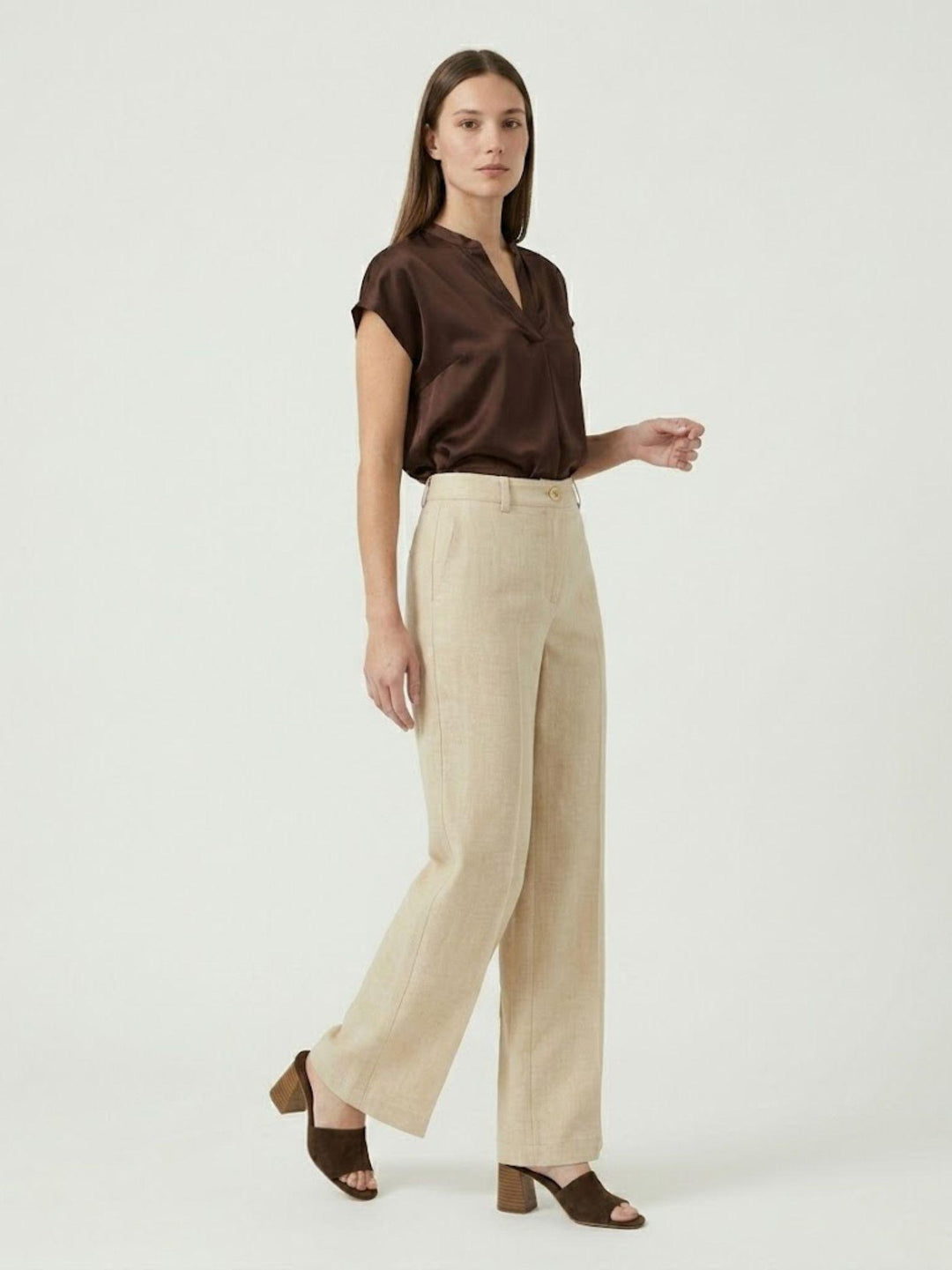 Pantaloni a palazzo con pences beige P3037 MANDORLA ANDREA MORANDO 