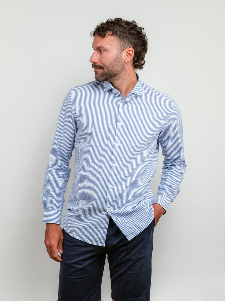 CAMICIA IN SEERSUCKER A RIGHE BIANCHE E BLUETTE