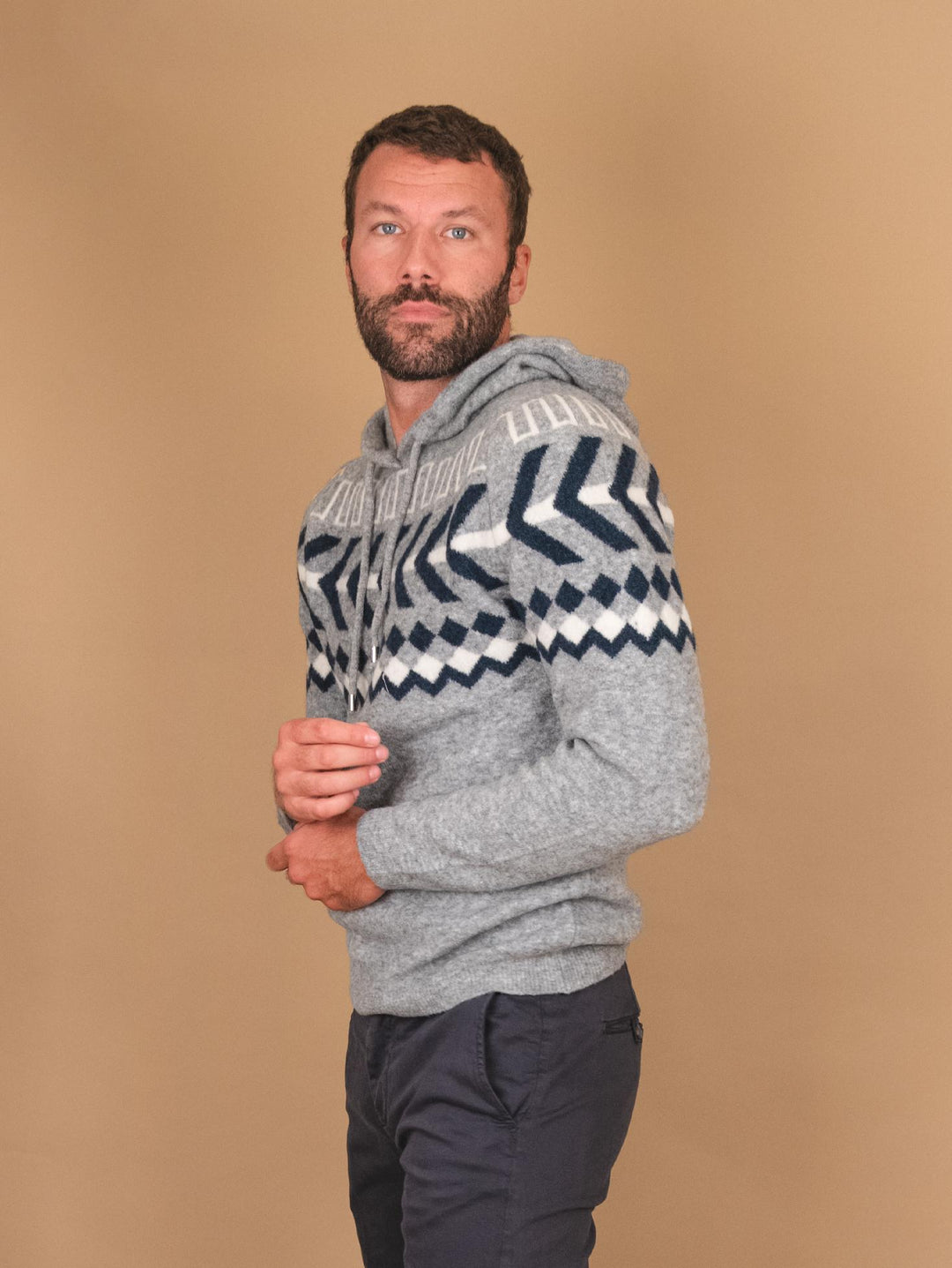 MAGLIA CON CAPPUCCIO IN MISTO LANA MERINO CON MANICA RAGLAN 0098 0053 FIESOLI DANIELE 
