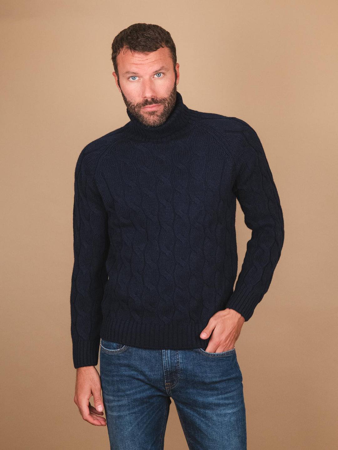 MAGLIONE A COLLO ALTO IN LANA VERGINE BLU 13117 598 ANDREA MORANDO 