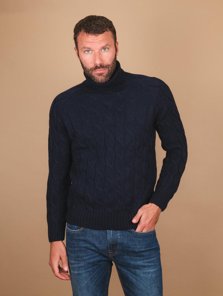 MAGLIONE A COLLO ALTO IN LANA VERGINE BLU 13117 598 ANDREA MORANDO 