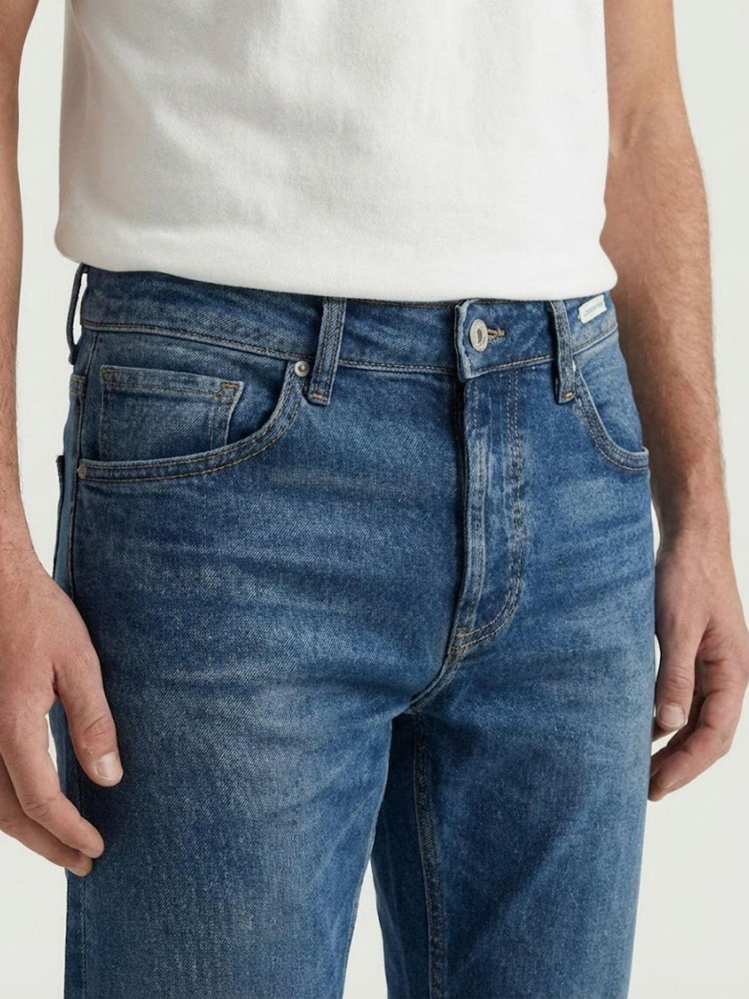Jeans Barney lavaggio medio BARNEY020 B2 UNIFORM 