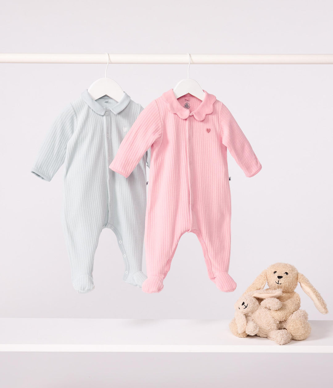 Pigiama con colletto in ciniglia tinta unita neonato A0DQR 01 PETIT BATEAU 