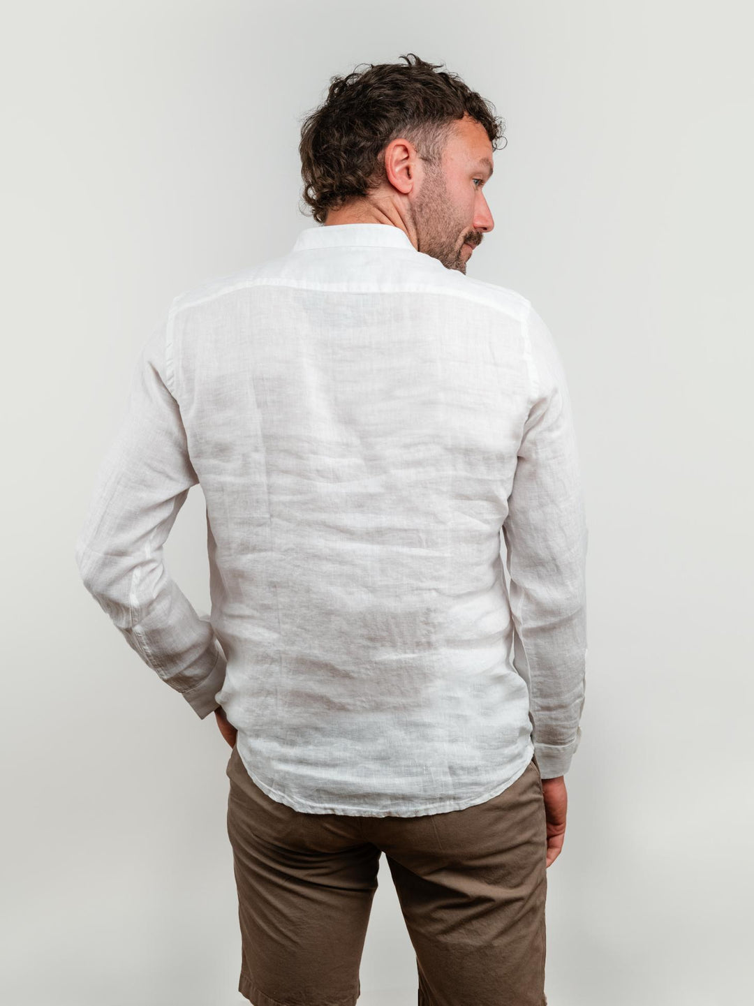 CAMICIA IN LINO CON COLLO ALLA COREANA BIANCA