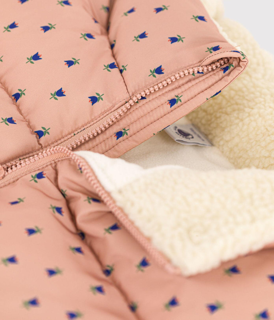 PIUMINO CON CAPPUCCIO ESTRAIBILE BAMBINA A08A9 01 PETIT BATEAU 