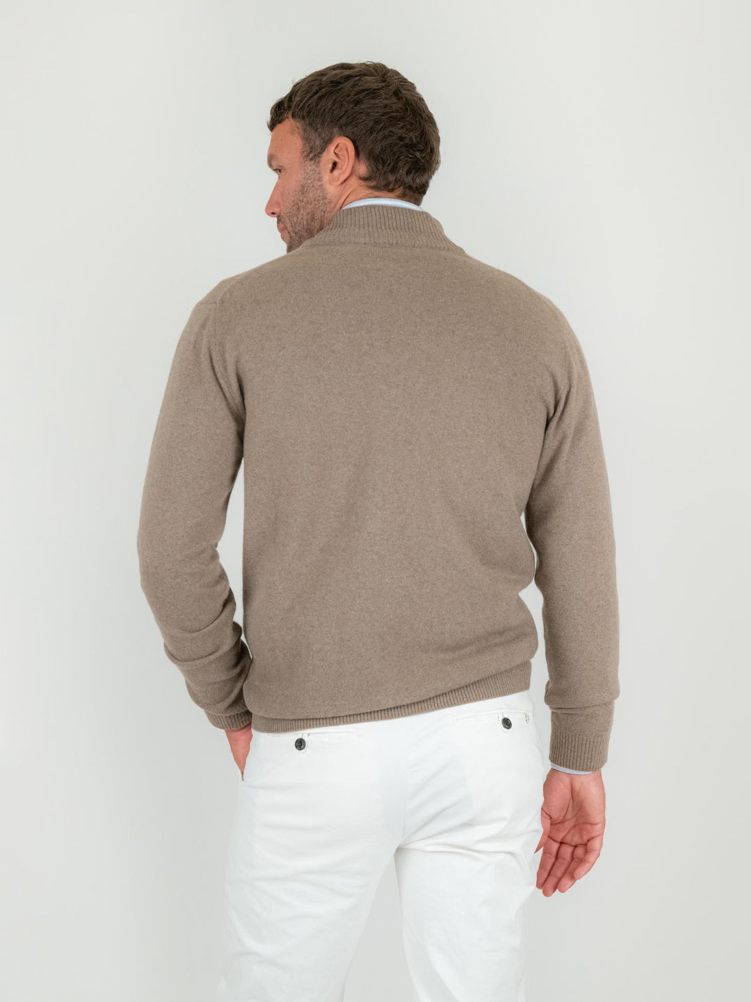 MAGLIA CON ZIP IN LANA MERINO SABBIA. 0037 36 FIESOLI DANIELE 