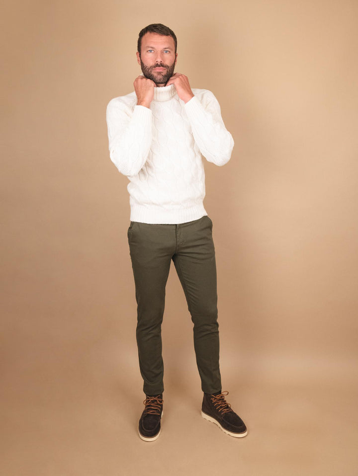 MAGLIONE A COLLO ALTO IN LANA VERGINE BIANCO 13117 5 ANDREA MORANDO 