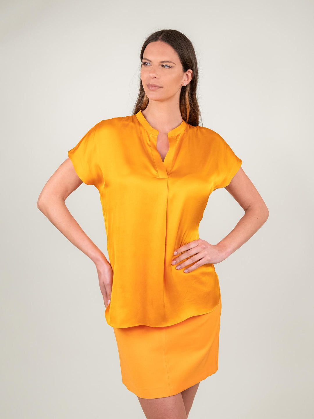 BLUSA A MANICA CORTA IN RASO ARANCIO M9237 ARANCIO ANDREA MORANDO 