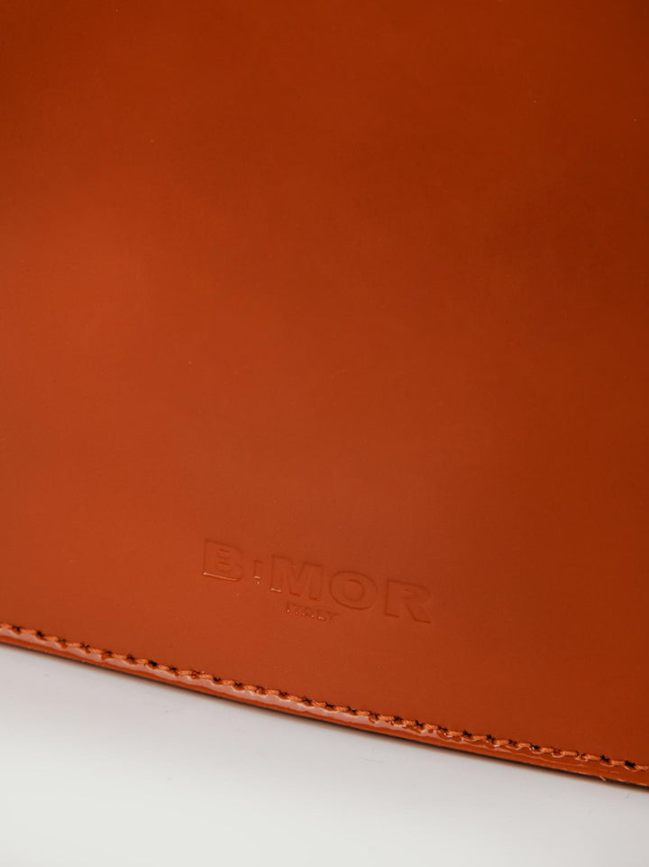 BORSA BABY IN PELLE VERNICE MATTONE