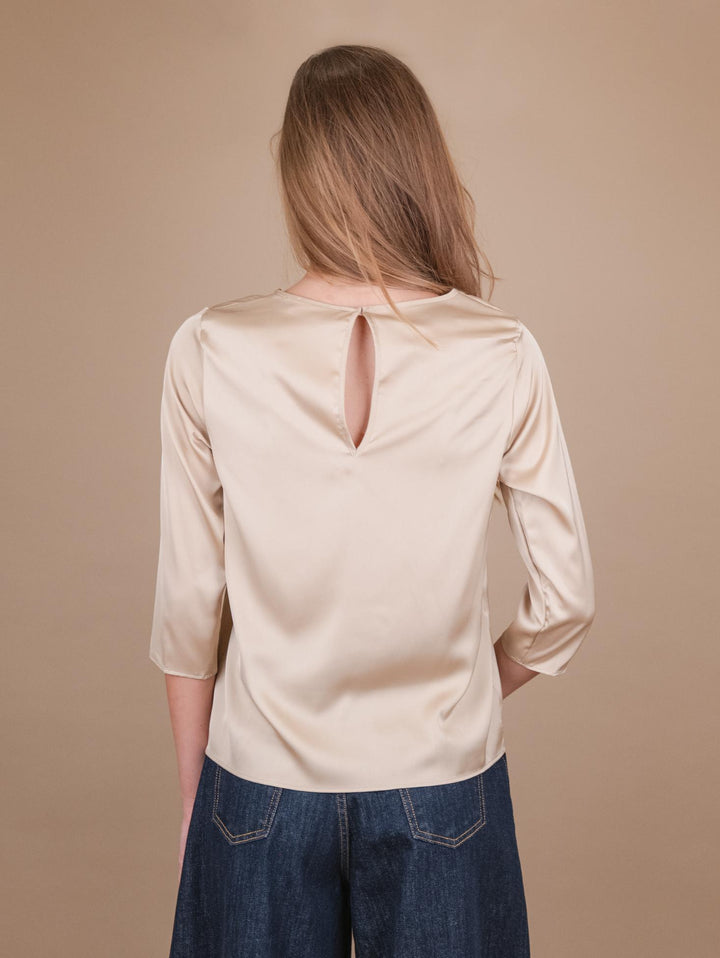 BLUSA CON MANICA TRE QUARTI IN RASO BEIGE M9826 BEIGE ANDREA MORANDO 