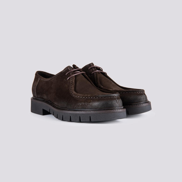Stringata modello paraboot in camoscio marrone 113492 CONGO ANDREA MORANDO 