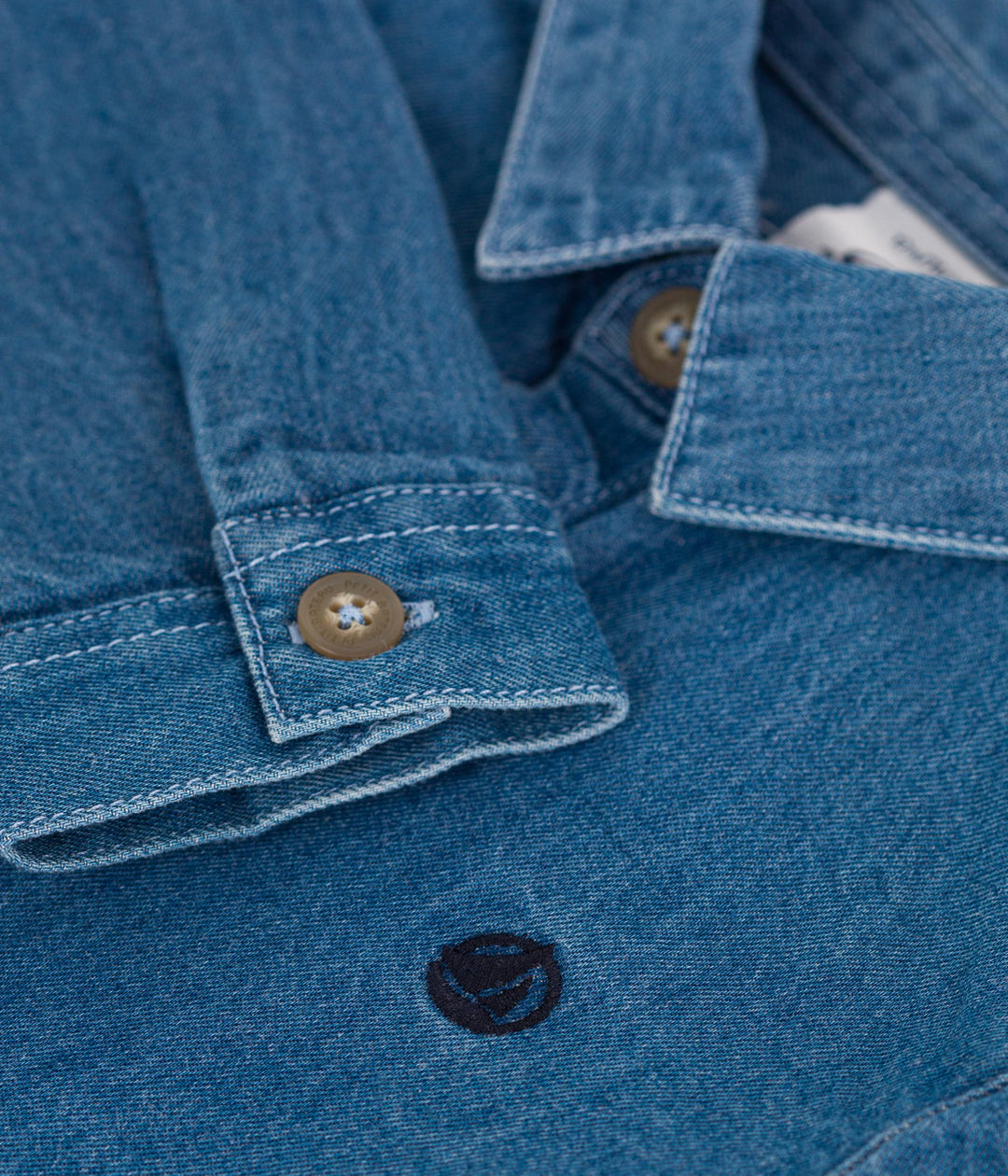 Camicia neonato in denim tinta unita A0CKS 01 PETIT BATEAU 