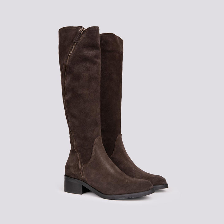 STIVALE ALTO CON ZIP ASIMMETRICHE IN CAMOSCIO MARRONE ST1011/CROSTA T MORO ANDREA MORANDO 