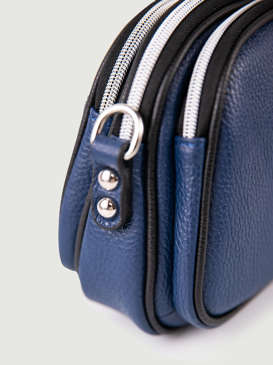 BORSA A TRACOLLA TRIS IN PELLE BLU TRIS BLU ANDREA MORANDO 