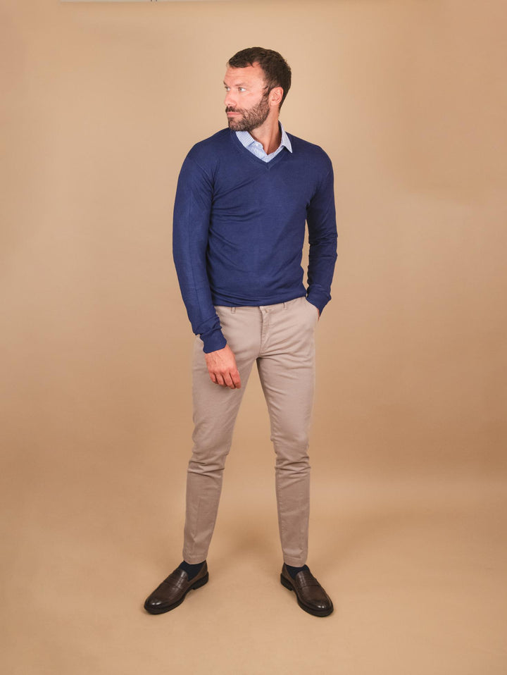 MAGLIA SCOLLO A V BLU COBALTO 3003900 278 ANDREA MORANDO 